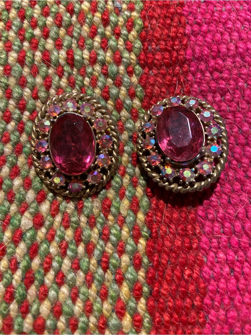 GORGEOUS Vintage Pink Crystal Oval Clip-On Earrings